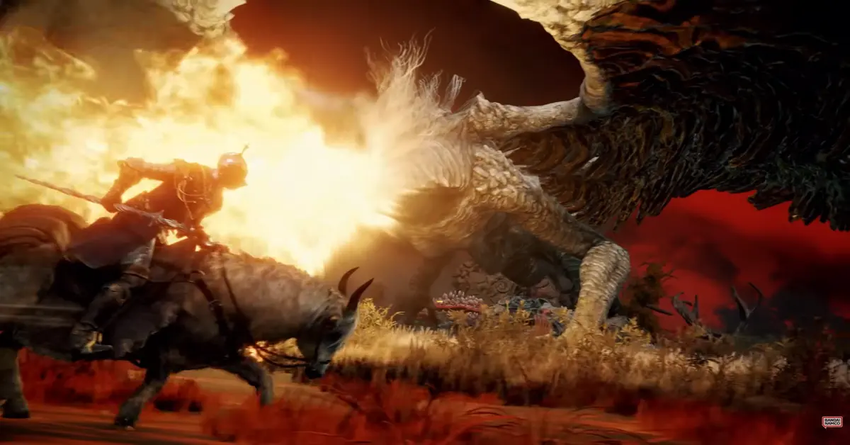 Uma personagem a esquivar-se de um enorme ataque de fogo de um boss dragão em Elden Ring.