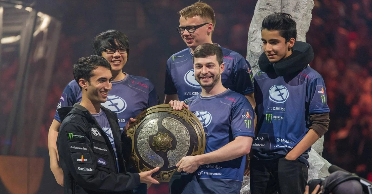SumaiL Wins Dota 2 The International 5 With Evil Geniuses