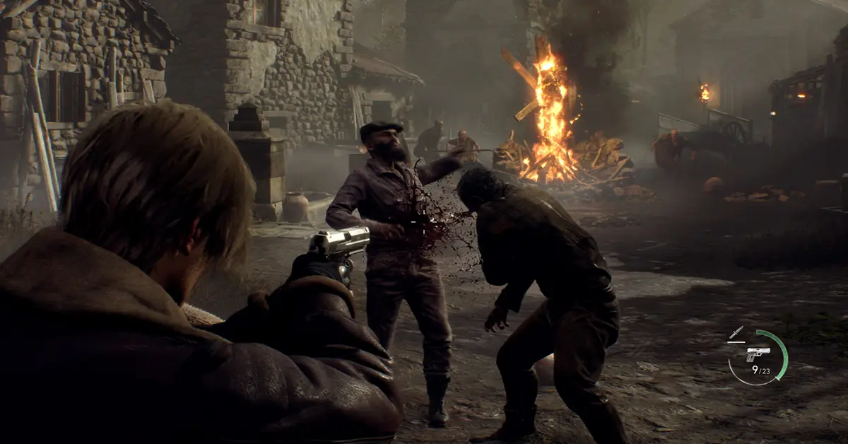 Leon S. Kennedy a segurar uma pistola na aldeia europeia de Resident Evil 4 Remake