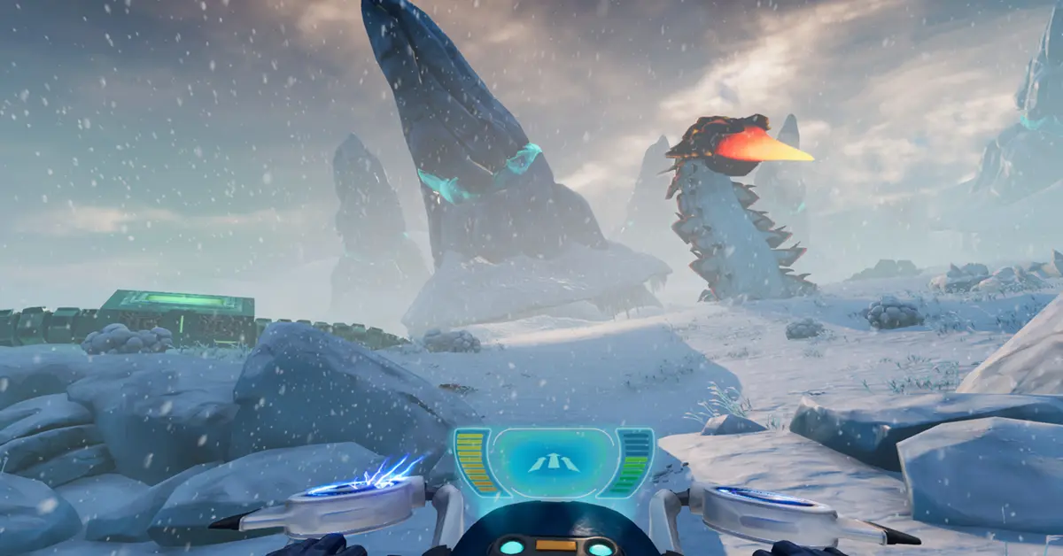A mota voadora Snowfox a ser utilizada para atravessar uma planície nevada em Subnautica: Below Zero.