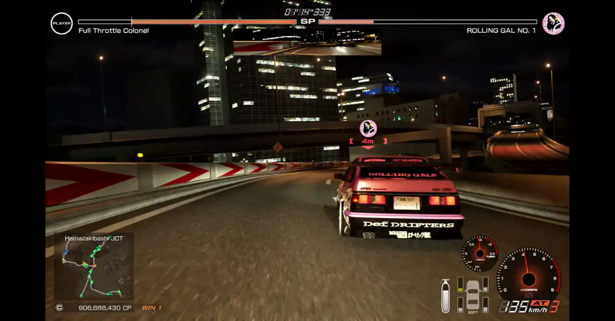 Rivais na autoestrada reagem ao teu estilo de condução em batalhas SP intensas.