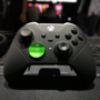 Controlador Xbox Elite Series 2 White Controller Briefly Leaked by Amazon