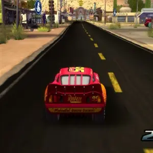 Disney Pixar Cars - Corrida